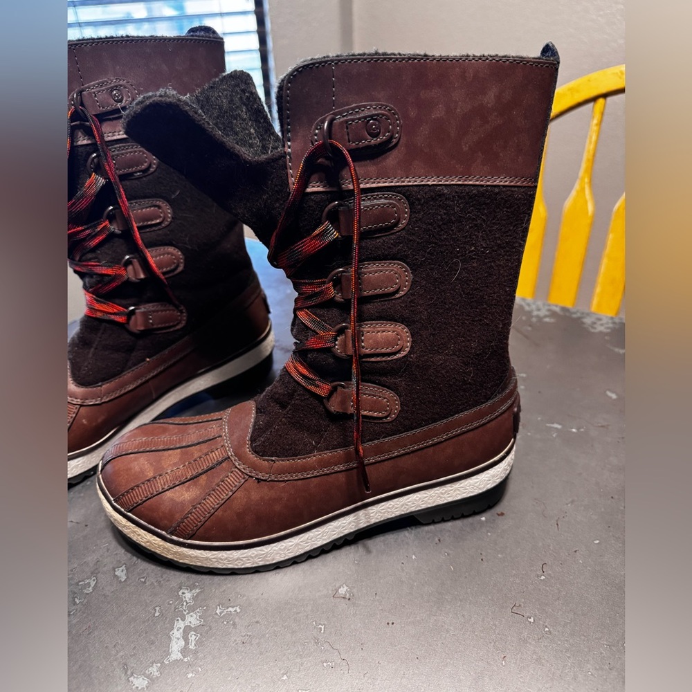 Ugg Snowboots